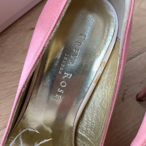 🦄 Freya Rose satin heels with romantic feather accent - Picture 12 of 12